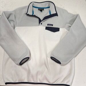 Patagonia Synchilla Size L
White Grey EUC